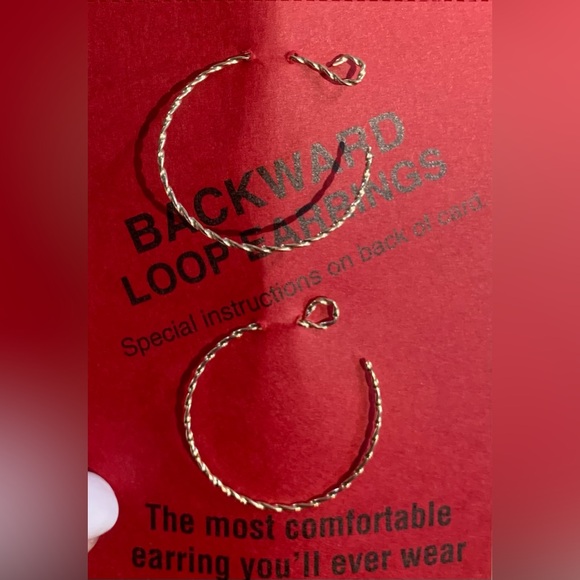 Backward loop gold hoop twist earrings - Picture 1 of 4